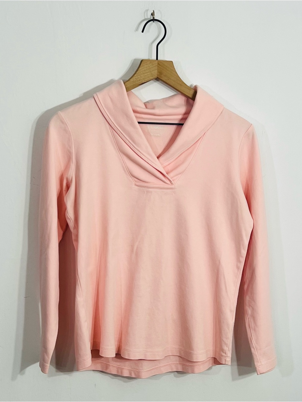 L.L. Bean Beautiful Pink Long Sleeve Collared Neckline V Neck Pullover Cotton